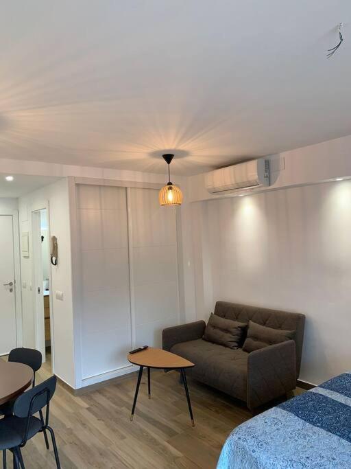 Centro Salome Apartment Torremolinos Luaran gambar